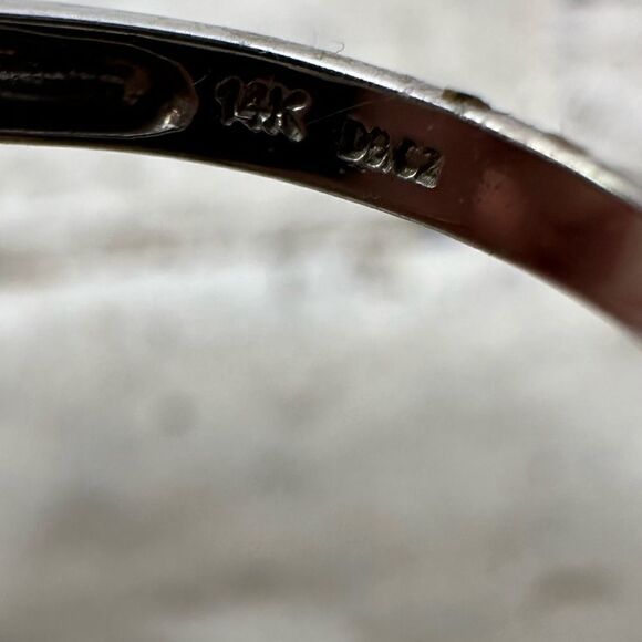 Sold - Picture 4 of 9